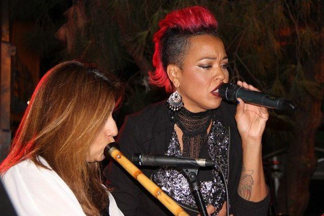 (özel Haber) Grammy Ödüllü Maya Azucena’dan 