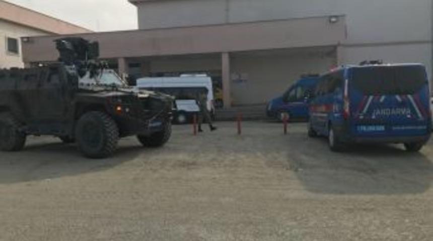 Iğdır&rsquo;da Askeri Ara&ccedil; Kaza Yaptı: 4 Asker Yaralı