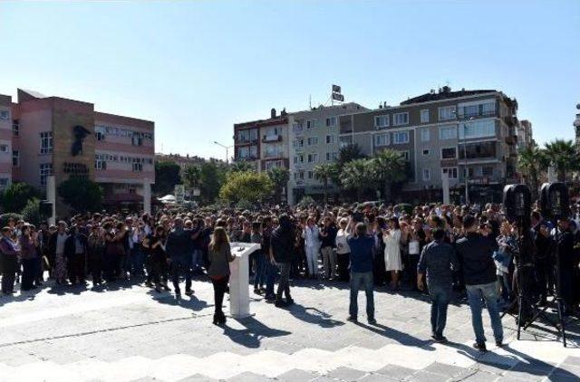 Çanakkale'de Kadınlardan Başkan Gökhan'a Destek