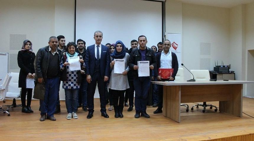 Sosyal Hizmetten Yararlanan 21 Kişiye İşe Yerleştirilme Belgesi