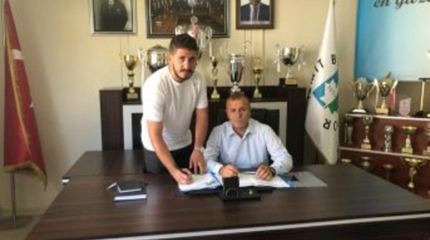 İzmit Belediyespor, Yola Akdilek İle Devam Edecek