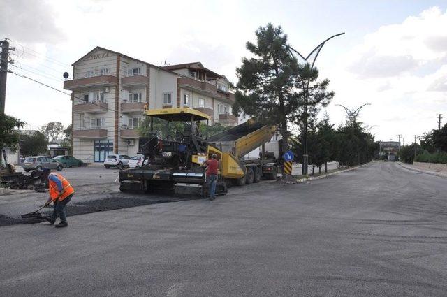 Büyükşehir’den Kartepe’de Yol Yenileme Çalışması