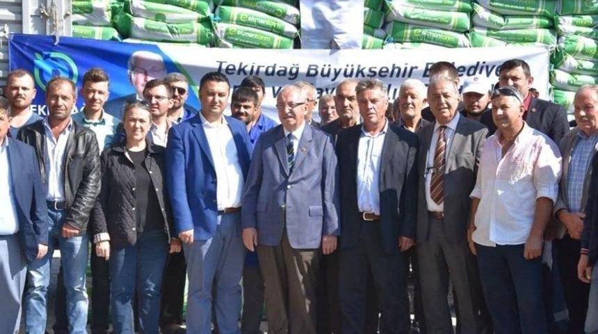 Çiftçilere Yem Bitkisi Tohumu Dağıtıldı