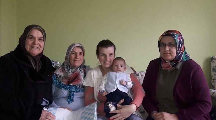 Ak Pari Odunpazarı İl&ccedil;e Kadın Kolları&rsquo;ndan &ldquo;hoş Geldin Bebek&rdquo; Ziyaretleri