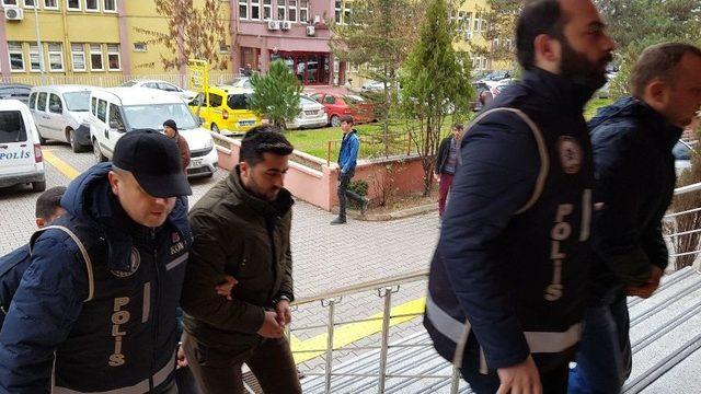 Karabük’te Ankesörlü Telefon Operasyonunda 6 Asker Adliyeye Sevk Edildi