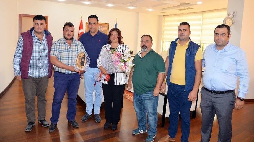 Deve G&uuml;reşi Sevenler Derneği&rsquo;nden Başkan &Ccedil;er&ccedil;ioğlu&rsquo;na Ziyaret