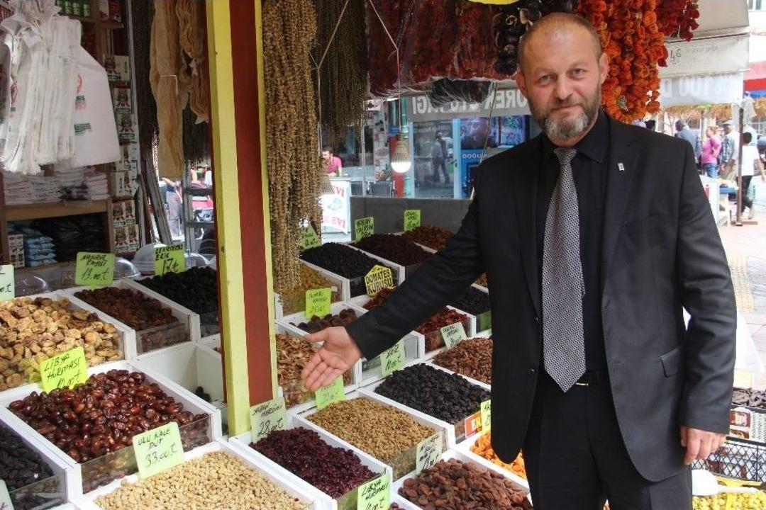 Aşure Malzemelerinin Fiyatları D&uuml;ş&uuml;k Ama Talep Az