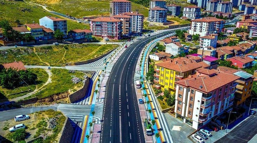B&uuml;y&uuml;kşehir 2017 Yılında 667 Km Asfalt &Ccedil;alışması Yaptı