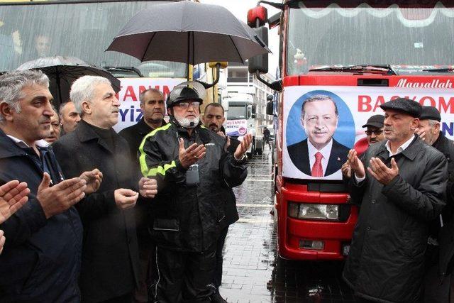 Onlarca Kamyoncudan Mehmetçiğe Destek Konvoyu