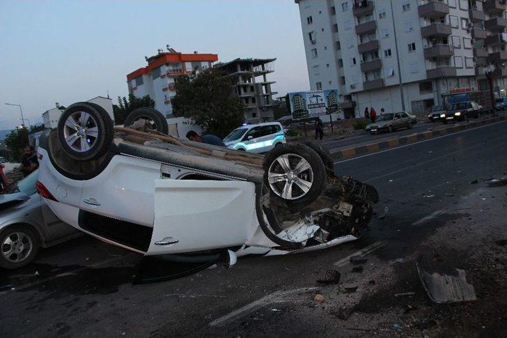 Antalya’da Trafik Kazası: 6 Yaralı G3