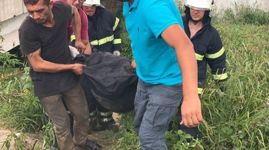 Derede Ceset Bulundu