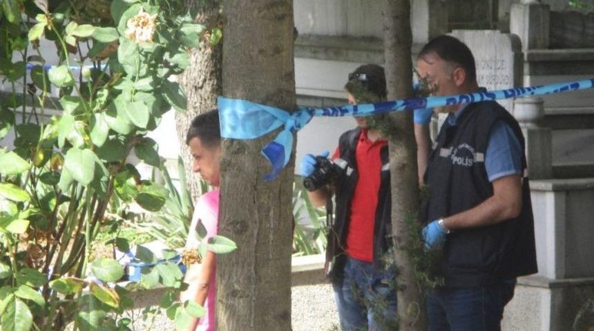 &Uuml;mraniye&rsquo;de Mezarlıkta Cenin Bulundu