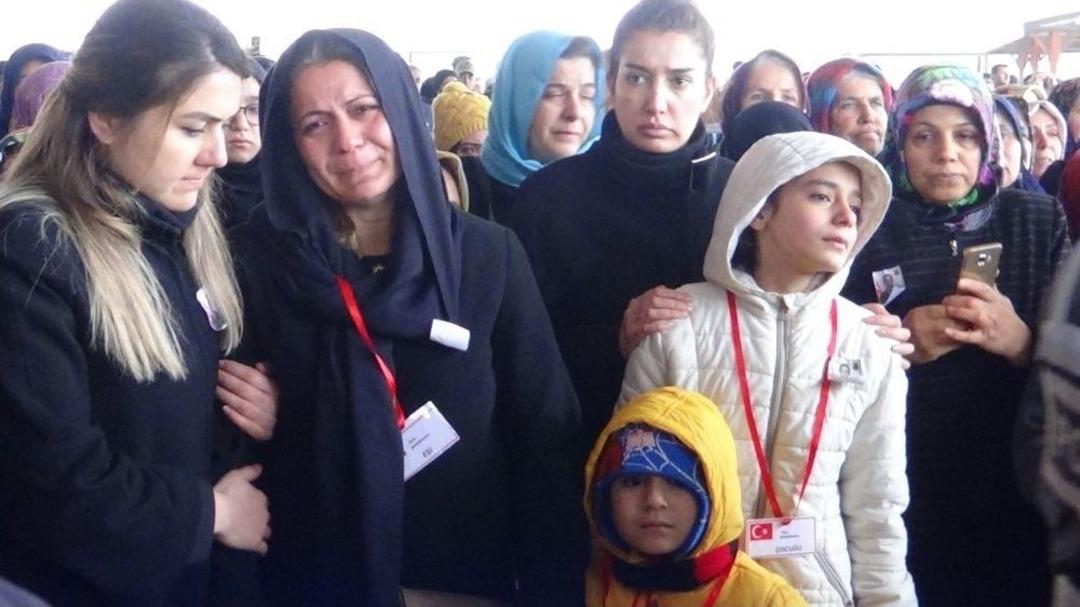 Şehidin 13 Yaşındaki Kızından Babasına Son Bakış