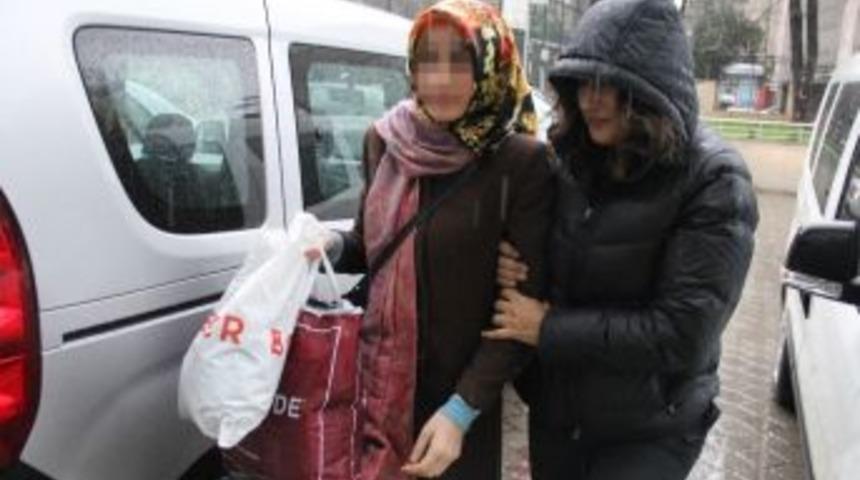 Fet&ouml;&rsquo;den G&ouml;zaltına Alınan Kadın Adliyeye Sevk Edildi