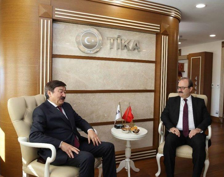 Tika Başkanı Çam’a Kazakistan’tan "bağımsızlık Madalyası" G1