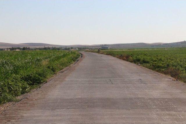 Genel Sekreter Abdülkadir Açar Beton Yol Çalışmalarını İnceledi