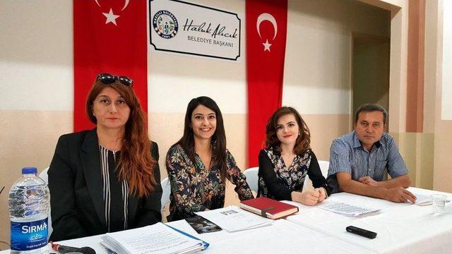 Konu Hayvan Hakları Olunca Salon Boş Kaldı