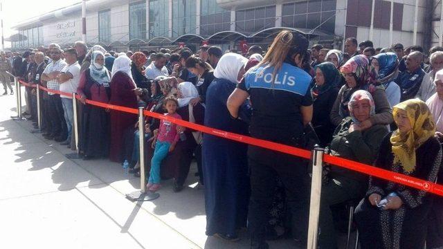 Ağrı’da Şehitler İçin Tören Düzenleniyor