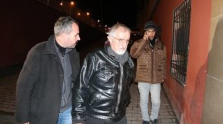 Ter&ouml;r &Ouml;rg&uuml;t&uuml; Propagandası Yapan Emekli &Ouml;ğretmen Tutuklandı