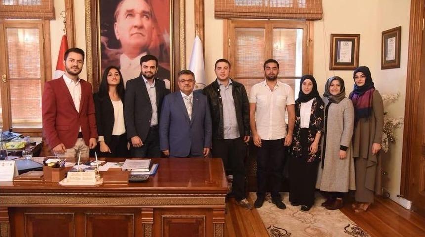 Başkan Yağcı, &Ouml;ğrencilerle Bir Araya Geldi