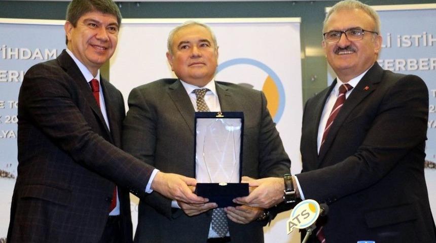 Antalya&rsquo;da 2018 İstihdam Hedefi En Az 200 Bin