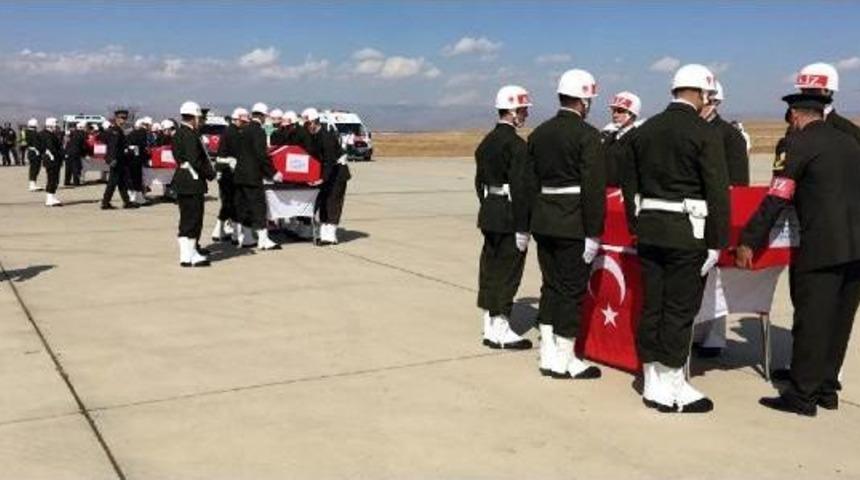 Doğubayazıt Şehitleri T&ouml;renle Uğurlandı