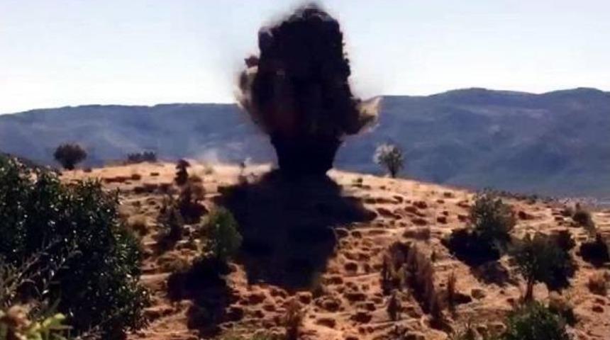 Diyarbakır'da 2 Terörist, 2 Işbirlikçi Ve Çok Sayıda Silah Ile Mühimmat Ele Geçirildi