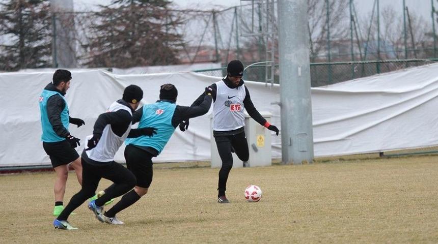 Eskişehirspor, Elazığspor&rsquo;a Hazırlanıyor