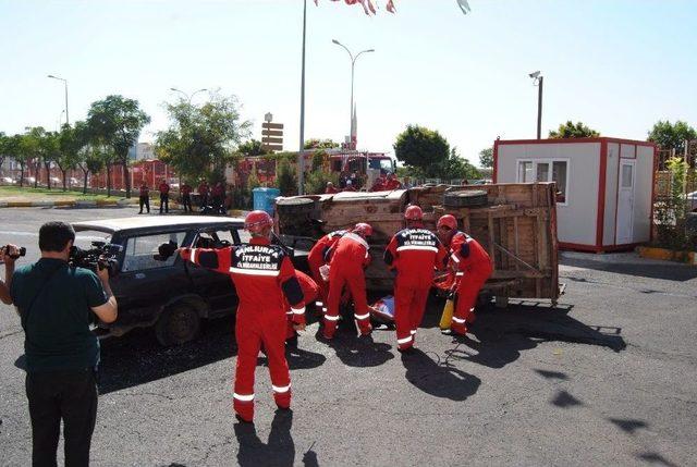 Şanlıurfa İtfaiyesinden Yangın Tatbikatı