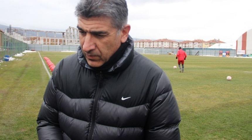 Boluspor Teknik Direkt&ouml;r&uuml; Karafırtınalar&rsquo;dan Transfer A&ccedil;ıklaması