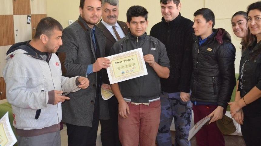 Turgutlu&rsquo;nun +1 Kafe &Ccedil;alışanlarına Onur Belgesi