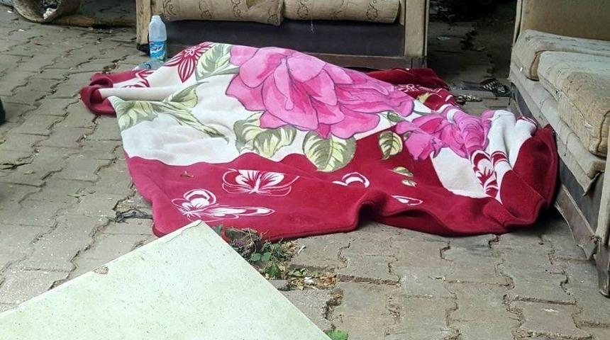 Faytona Koşturulan Atı &Ouml;len Faytoncu İntihar Etti