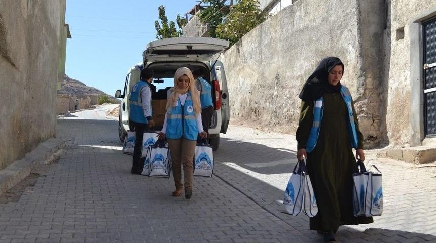 Eyy&uuml;biye&rsquo; 20 Bin Kişilik Aşure Dağıttı