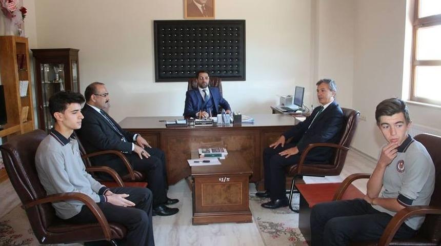 &Ouml;ğrencilerden İl&ccedil;e M&uuml;ft&uuml;l&uuml;ğ&uuml;ne Ziyaret