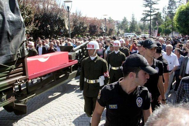 Ömer Halisdemir’in Silah Arkadaşı Son Yolculuğuna Uğurlandı