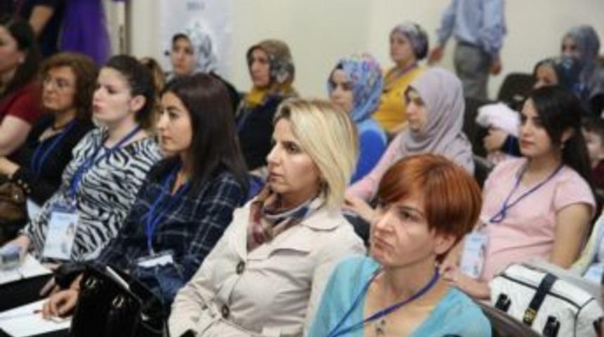 K&uuml;&ccedil;&uuml;k&ccedil;ekmece&rsquo;de Anne S&uuml;t&uuml;n&uuml;n &Ouml;nemine Dikkat &Ccedil;ekildi