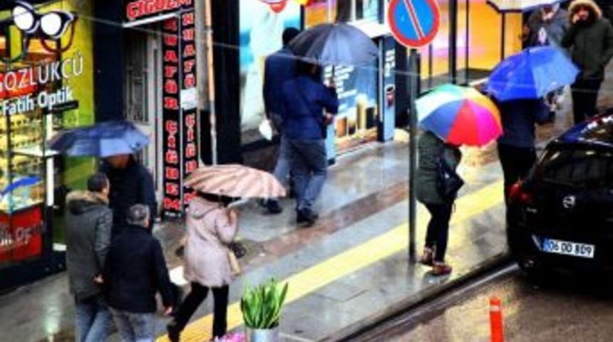 Doğu Karadeniz&rsquo;de Fırtına Uyarısı