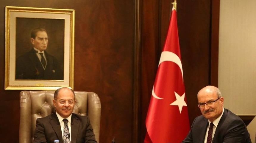 Kıbrıslı Sanayiciler Başbakan Yardımcısı Akdağ&rsquo;ı Ziyaret Etti