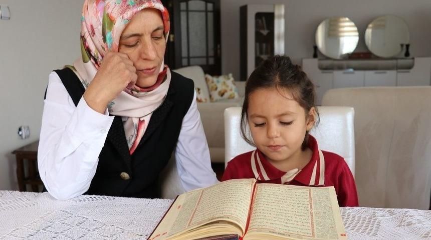 (&ouml;zel Haber) 4 Yaşında Kuran-ı Kerim&rsquo;i Hatim Etti