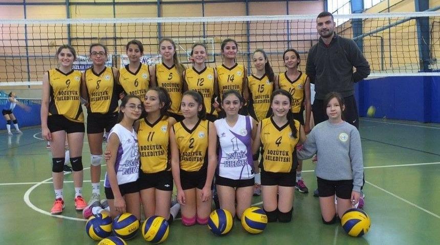 Yıldız Kızlar Şampiyonluğa Adım Adım İlerliyor