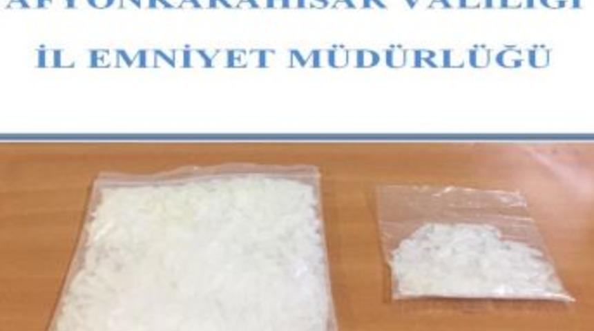 Polisin Durdurduğu Ara&ccedil;tan Metamfetamin Maddesi &Ccedil;ıktı