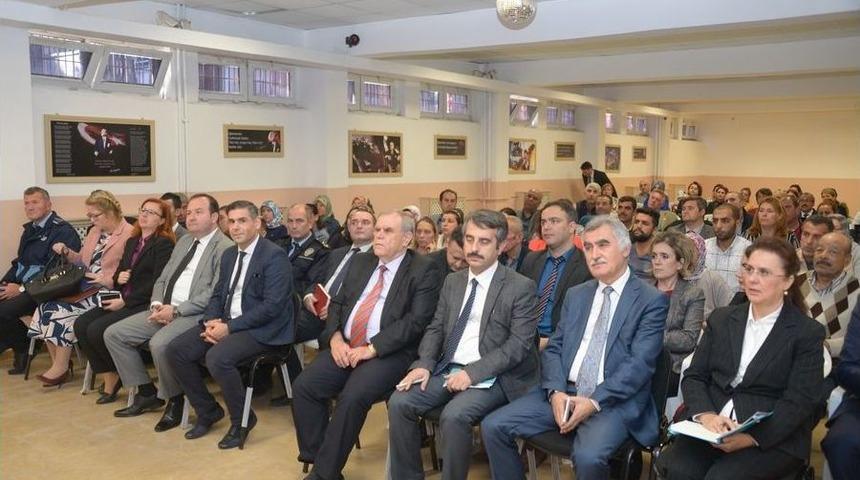 Vali Orhan &Ccedil;ift&ccedil;i, &ldquo;halk Toplantısı&rdquo;na Katıldı