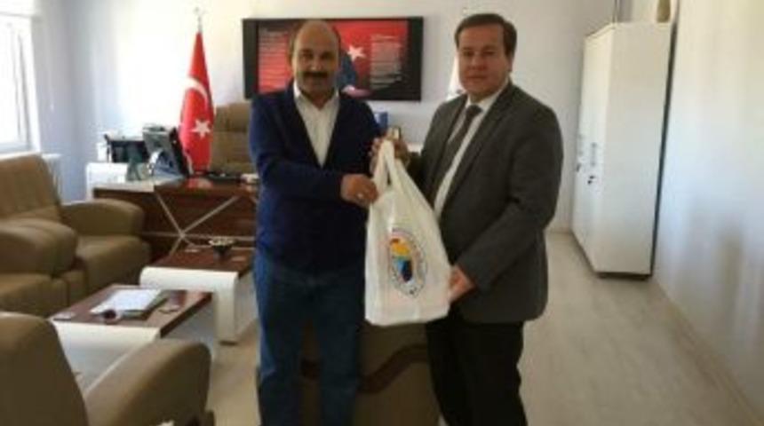 Gediz Ticaret Ve Sanayi Odası&rsquo;ndan Kırtasiye Yardımı