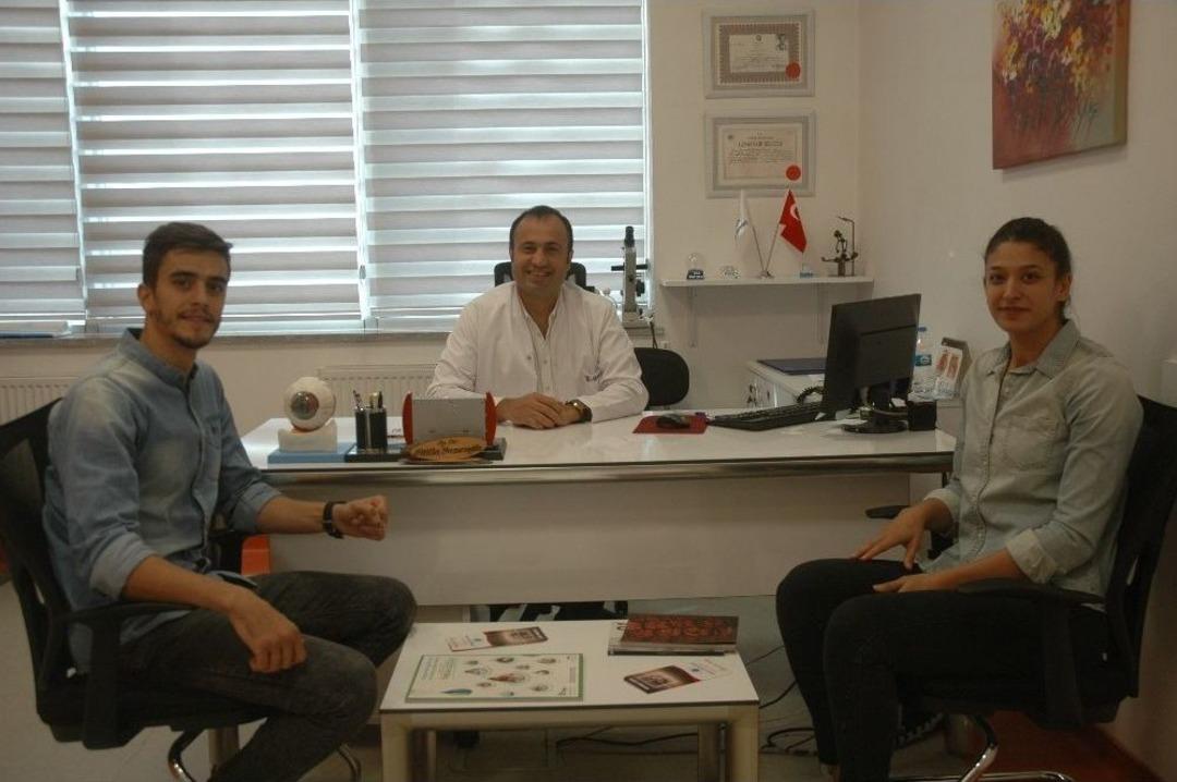 İki Şampiyon G&ouml;z Muayenesi Oldu