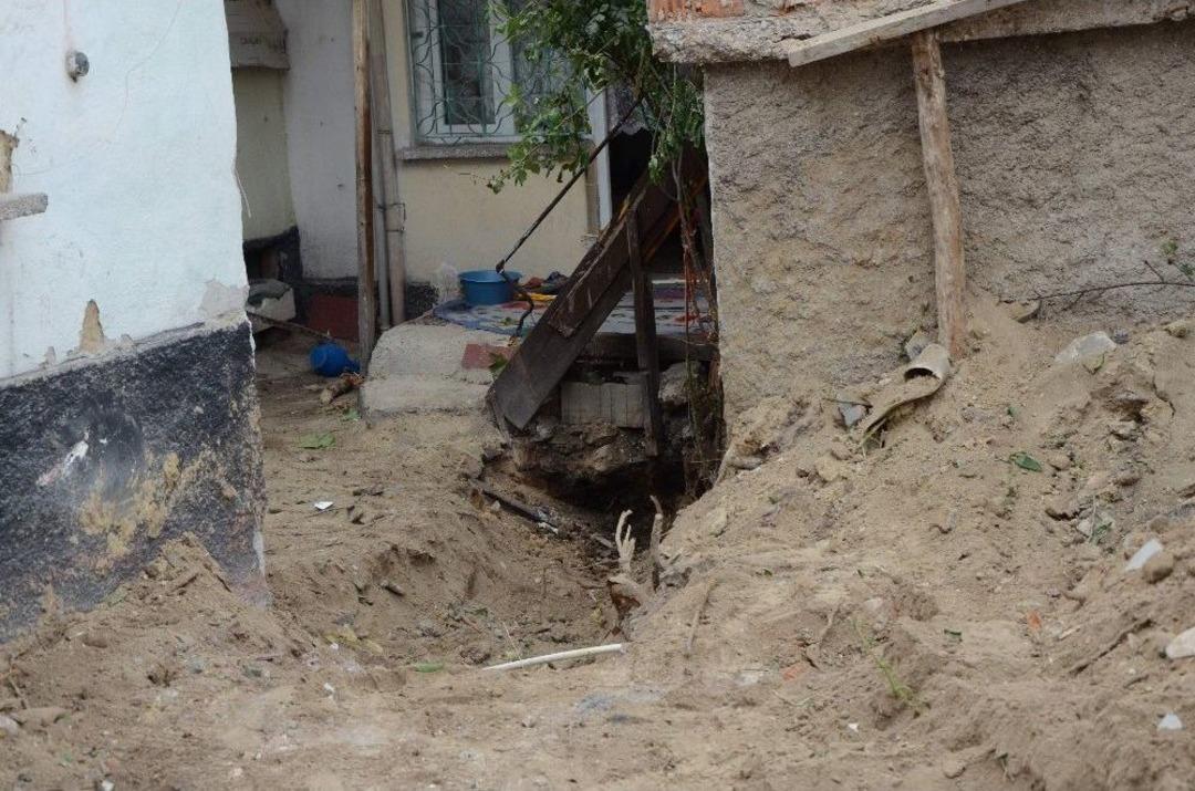 Eskişehir&rsquo; 11 Yıldır Kayıp Olan Şahsın Cesedi Ev Bah&ccedil;esinde Bulundu