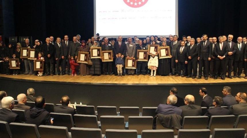 Konya&rsquo;da Şehit Aileleri Ve Gazilere Devlet &Ouml;d&uuml;n&ccedil; Madalyaları Verildi