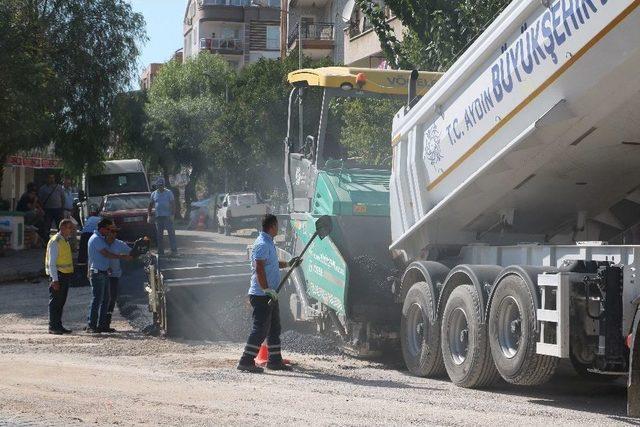 Büyükşehirden Efeler’de Sıcak Asfalt Seferberliği