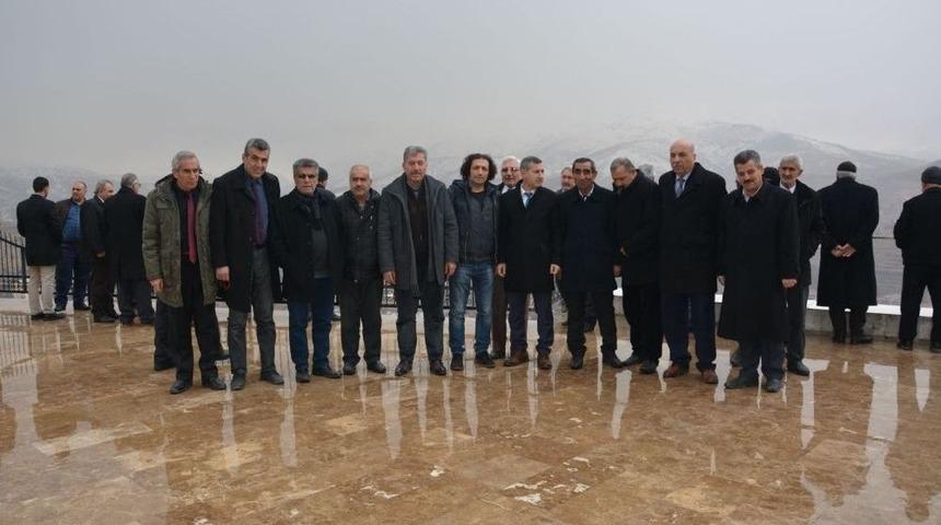 Muhtarlar Yeşilyurt Belediyesinin Yatırımlarını Yerinde İnceledi