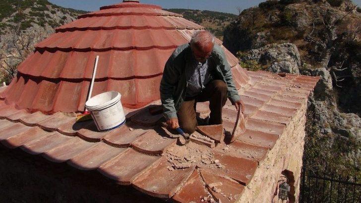 Osman Gazi’nin Eşinin Kabrinin Bulunduğu Türbede Tadilat Başladı G3