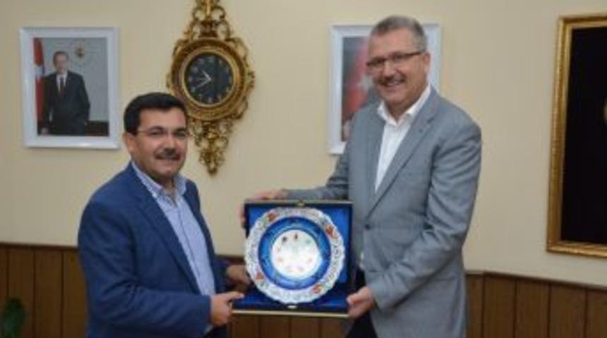 Koca&rsquo;dan &Ouml;zkan&rsquo;a Ziyaret